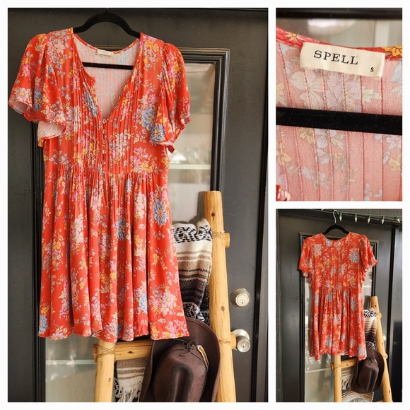 Floral Red Dress with Button Details - Picture 2 of 2